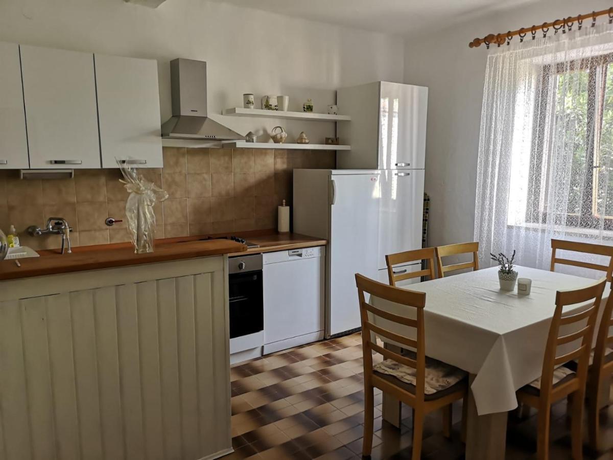 Apartment Kalavojna Rakalj Εξωτερικό φωτογραφία