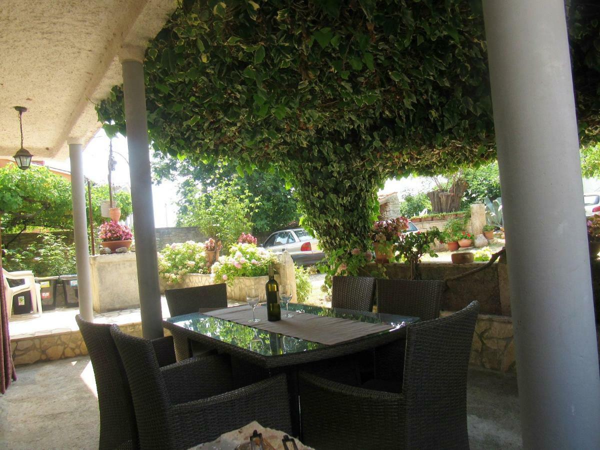 Apartment Kalavojna Rakalj Εξωτερικό φωτογραφία