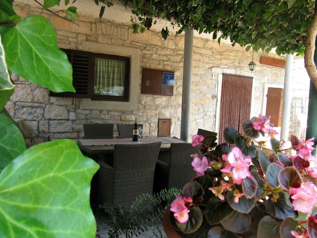 Apartment Kalavojna Rakalj Εξωτερικό φωτογραφία