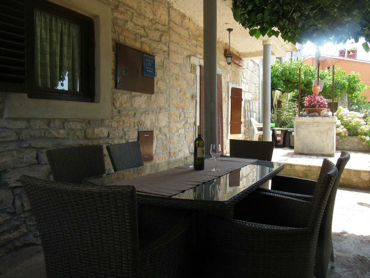 Apartment Kalavojna Rakalj Εξωτερικό φωτογραφία